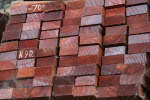 ไม้แดง - Eakwattana Timber Co Ltd