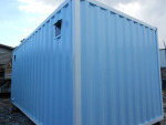 Pakpoom Container
