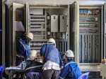 engineer-working-checking-maintenance-equipment-wiring - ผลิตภัณฑ์เคมี และสารหล่อลื่น สำหรับงานอุตสาหกรรม