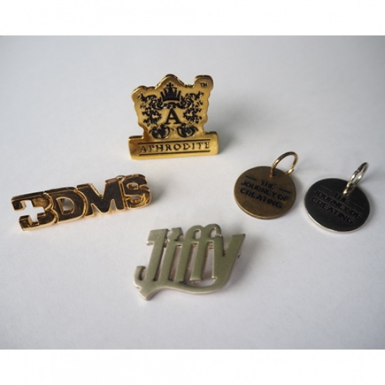 รับทำป้ายโลโก้ อะไหล่กระเป๋า รับทำเข็มกลัด  รับทำป้ายโลหะ  รับทำอะไหล่กระเป๋า 