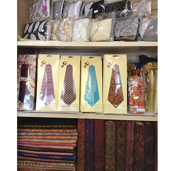 ผ้าไหม ผ้าไหม ผลิตชุดผ้าไทย ออกแบบชุดผ้าไทย ผ้าไทย ผ้าฝ้าย 