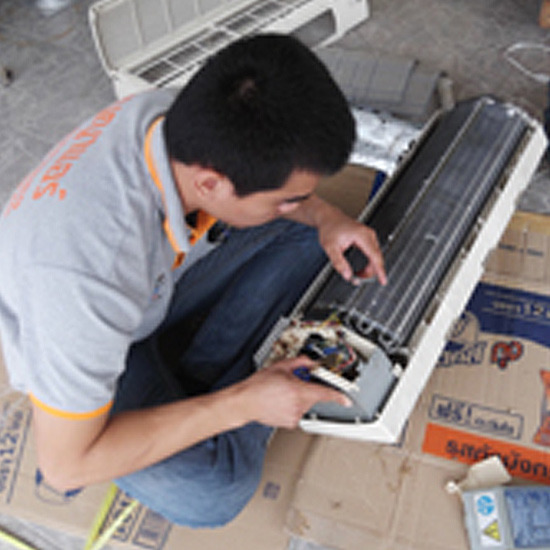 ซ่อมระบบแผงวงจรไฟฟ้าแฟนคอยล์ จำหน่ายแอร์บ้าน   แอร์โรงงาน   รับซ่อมแอร์   ติดตั้งแอร์   ล้างแอร์   แอร์   เครื่องปรับอากาส 
