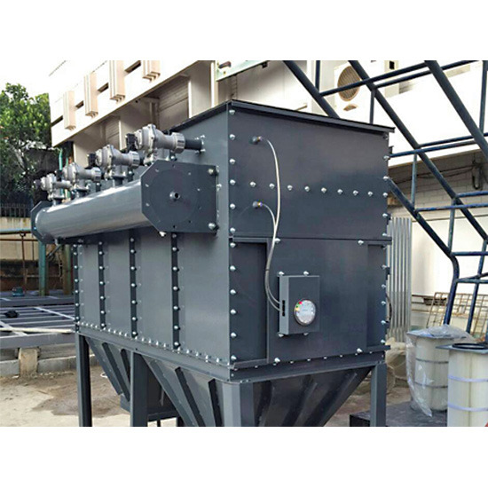 ระบบระบายอากาศ บริการออกแบบ  ติดตั้งระบบบำบัดอากาศเสียและระบบระบายอากาศ  ระบบกำจัด-ดูดซับกลิ่นแบบแห้ง ด้วยถ่านกัมมันต์  เครื่องบำบัดอากาศแบบเปียก  ระบบกรองอุตสาหกรรม  จำหน่ายทำลมเย็น  ระบบระบายอากาศโรงงาน  พัดลมอุตสาหกรรม  พัดลมฟาร์ม  เครื่องเก็บฝุ่นชนิดไส้กรองจีบ  พัดลมเย็นแบบตั้งพื้นเคลื่อนย้ายได้  รับผลิตถังไฟเบอร์กลาส  รับเคลือบผิวถัง และบ่อด้วยไฟเบอร์กลาส  บริการตรวจสอบเช็คคุณภาพอากาศในโรงงาน  พร้อมทำรายงานผลการตรวจสอบ 