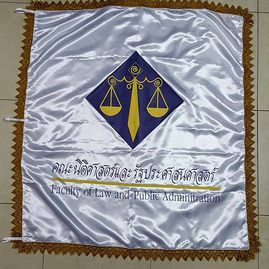 โค้ชสปอร์ต รับออกแบบธงผ้า 