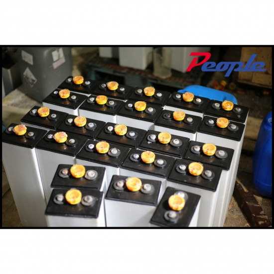 แบตเตอรี่รถฟอร์คลิฟท์ แบตเตอรี่รถฟอร์คลิฟท์ 